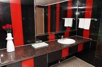 Qingdao Yahaige Hotel מראה חיצוני תמונה